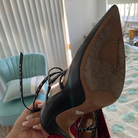 Gently worn Valentino ankle strap pumps-nude & black dust bag & heel caps & box - Picture 2 of 5